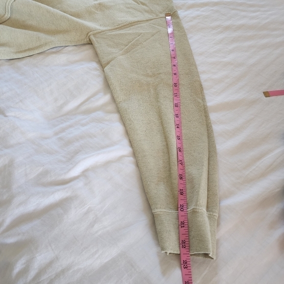 Urban Outfitters BDG hoodie size small NWT - Picture 3 of 6